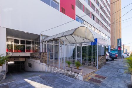 Apartamento à venda com 70m², 2 quartos e 1 vaga Apartamento à venda com 70m², 2 quartos e 1 vagaFachada