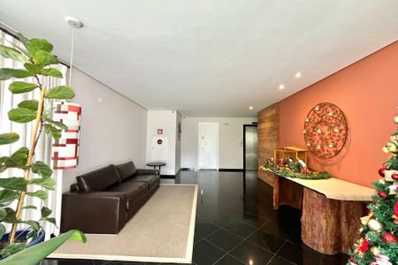 Apartamento à venda com 123m², 4 quartos e 2 vagas Apartamento à venda com 123m², 4 quartos e 2 vagasHall social