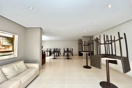 Apartamento à venda com 123m², 4 quartos e 2 vagas Apartamento à venda com 123m², 4 quartos e 2 vagasÁrea comum - Salão de festas