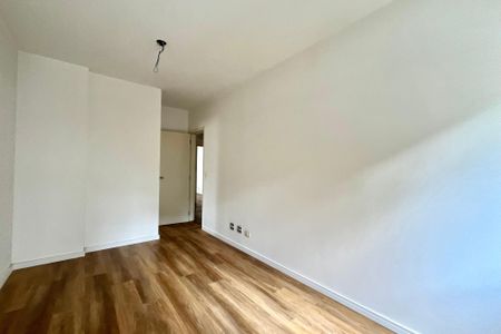 Apartamento à venda com 123m², 4 quartos e 2 vagas Apartamento à venda com 123m², 4 quartos e 2 vagasSuite 2