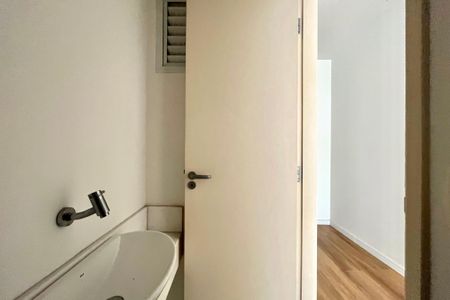 Apartamento à venda com 123m², 4 quartos e 2 vagas Apartamento à venda com 123m², 4 quartos e 2 vagasLavabo