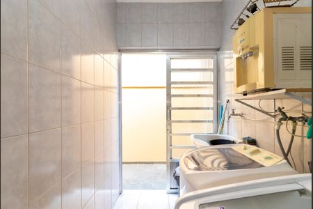 Casa à venda com 230m², 3 quartos e 2 vagasÁrea de Serviço