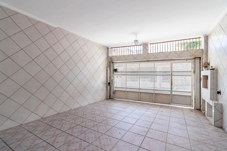Casa à venda com 230m², 3 quartos e 2 vagasGaragem