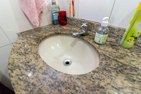 Casa à venda com 230m², 3 quartos e 2 vagasBanheiro da Suíte 3