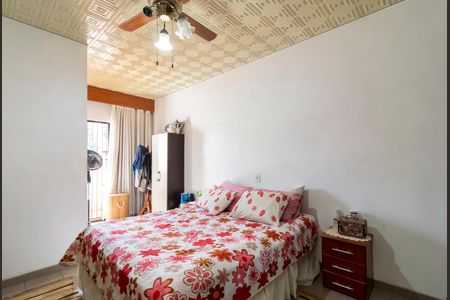 Casa à venda com 230m², 3 quartos e 2 vagasSuíte 1