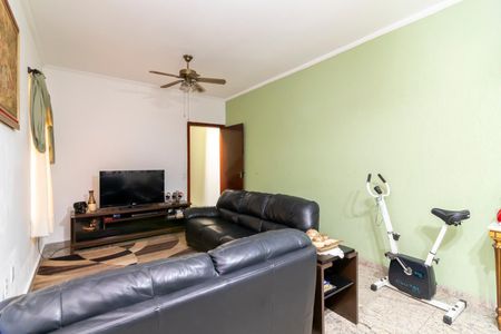 Casa à venda com 230m², 3 quartos e 2 vagasSala de Estar