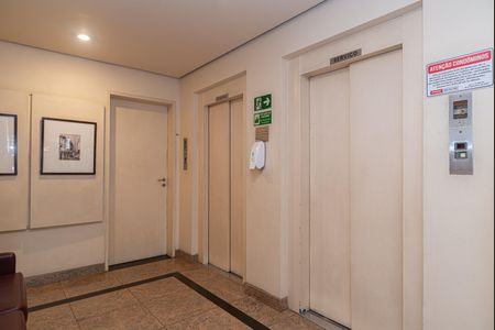 Apartamento para alugar com 45m², 1 quarto e 1 vaga Apartamento para alugar com 45m², 1 quarto e 1 vagaÁrea comum - Elevadores