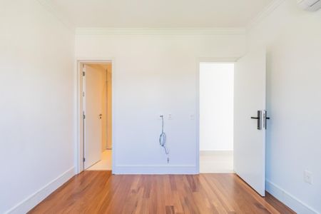 Apartamento à venda com 387m², 4 quartos e 4 vagas Apartamento à venda com 387m², 4 quartos e 4 vagasSuíte 4