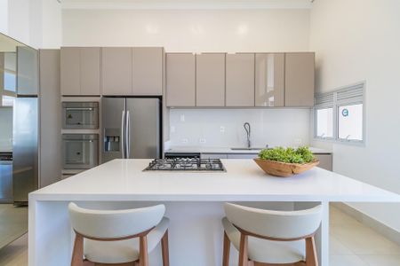 Apartamento à venda com 387m², 4 quartos e 4 vagas Apartamento à venda com 387m², 4 quartos e 4 vagasCozinha