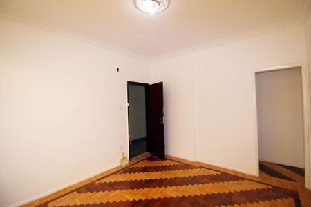 Sala de apartamento para alugar com 2 quartos, 67m² em Váz Lobo, Rio de Janeiro