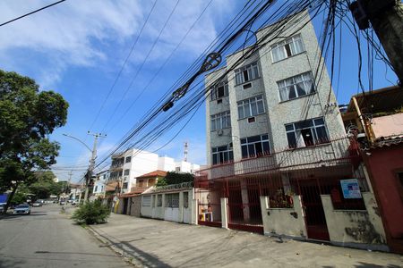 Fachada do Prédio de apartamento para alugar com 2 quartos, 67m² em Váz Lobo, Rio de Janeiro