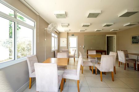 Apartamento à venda com 45m², 2 quartos e sem vagaÁrea comum