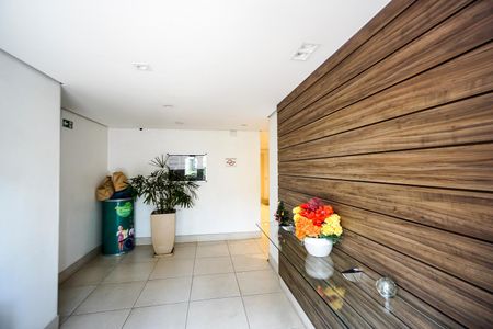 Apartamento à venda com 45m², 2 quartos e sem vagaHall social