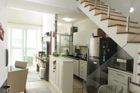 Sala de apartamento para alugar com 1 quarto, 70m² em Gonzaga, Santos