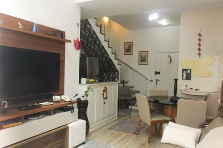Sala de apartamento para alugar com 1 quarto, 70m² em Gonzaga, Santos