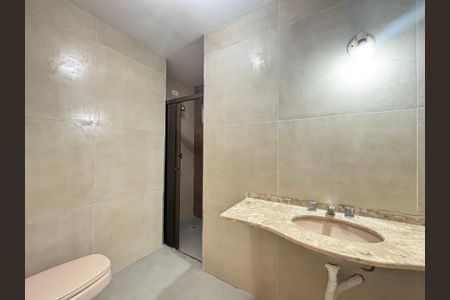 Apartamento para alugar com 76m², 3 quartos e 1 vaga Apartamento para alugar com 76m², 3 quartos e 1 vagaBanheiro