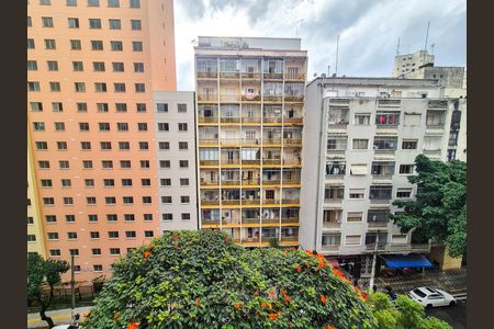 Apartamento à venda com 42m², 1 quarto e sem vaga Apartamento à venda com 42m², 1 quarto e sem vagaVista da Sacada