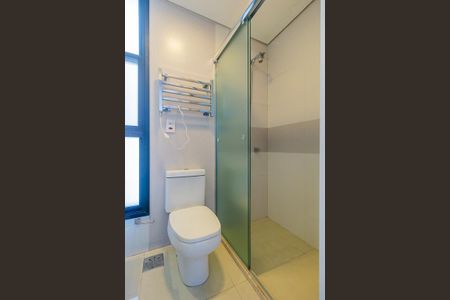 Casa de condomínio à venda com 245m², 3 quartos e 2 vagas Casa de condomínio à venda com 245m², 3 quartos e 2 vagasBanheiro Suíte 3