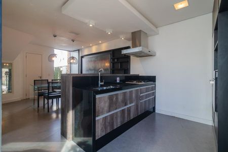 Casa de condomínio à venda com 245m², 3 quartos e 2 vagas Casa de condomínio à venda com 245m², 3 quartos e 2 vagasCozinha