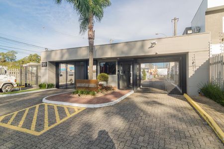 Casa de condomínio à venda com 245m², 3 quartos e 2 vagas Casa de condomínio à venda com 245m², 3 quartos e 2 vagasFachada