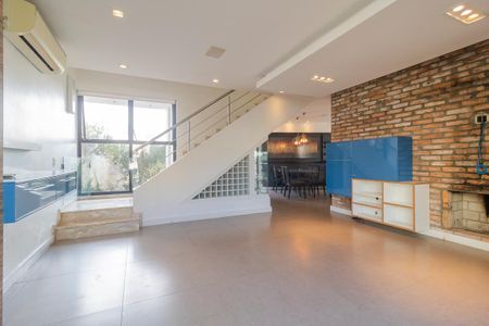 Casa de condomínio à venda com 245m², 3 quartos e 2 vagas Casa de condomínio à venda com 245m², 3 quartos e 2 vagasSala