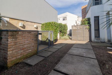 Casa de condomínio à venda com 245m², 3 quartos e 2 vagas Casa de condomínio à venda com 245m², 3 quartos e 2 vagasÁrea comum