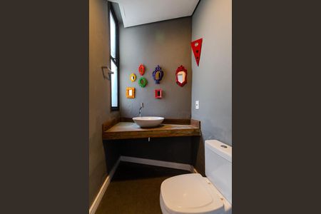Casa de condomínio à venda com 245m², 3 quartos e 2 vagas Casa de condomínio à venda com 245m², 3 quartos e 2 vagasChurrasqueira