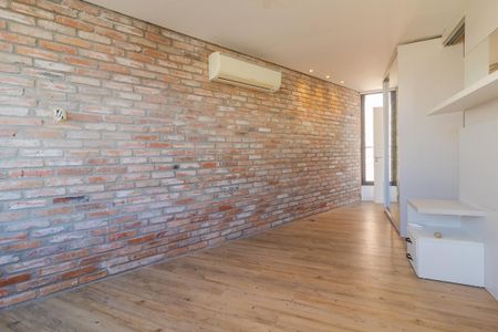 Casa de condomínio à venda com 245m², 3 quartos e 2 vagas Casa de condomínio à venda com 245m², 3 quartos e 2 vagasSuíte 1