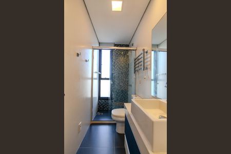 Casa de condomínio à venda com 245m², 3 quartos e 2 vagas Casa de condomínio à venda com 245m², 3 quartos e 2 vagasBanheiro da Suíte 2
