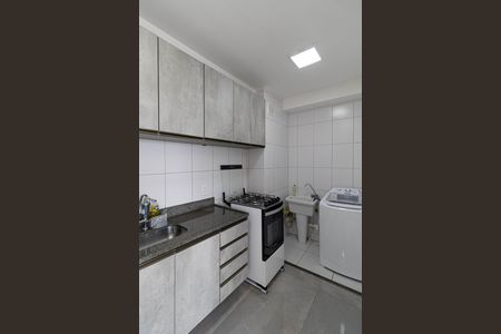 Apartamento à venda com 33m², 2 quartos e sem vagaSala/Cozinha/Área de Serviço 
