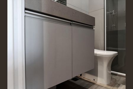 Studio para alugar com 30m², 1 quarto e 1 vaga Studio para alugar com 30m², 1 quarto e 1 vagaBanheiro social