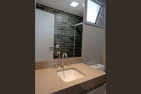 Studio para alugar com 30m², 1 quarto e 1 vaga Studio para alugar com 30m², 1 quarto e 1 vagaBanheiro social