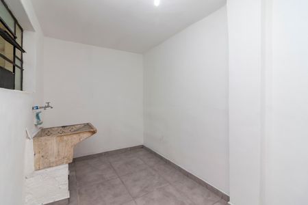 Casa para alugar com 110m², 2 quartos e sem vaga Casa para alugar com 110m², 2 quartos e sem vagaÁrea de Serviço