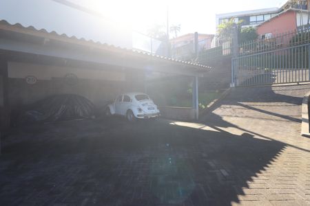 Casa à venda com 140m², 3 quartos e 2 vagasGaragem