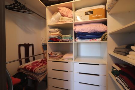 Casa à venda com 140m², 3 quartos e 2 vagascloset