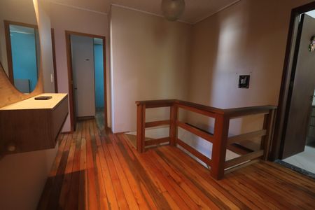 Casa à venda com 140m², 3 quartos e 2 vagascorredor