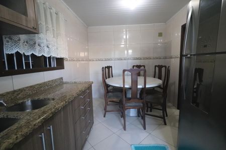 Casa à venda com 140m², 3 quartos e 2 vagasCozinha