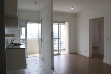 Sala/Cozinha de apartamento para alugar com 2 quartos, 49m² em Barra Funda, São Paulo