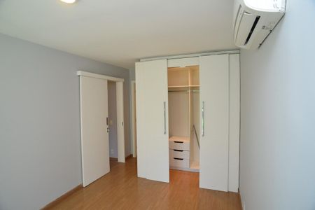 Apartamento para alugar com 105m², 2 quartos e 2 vagas Apartamento para alugar com 105m², 2 quartos e 2 vagasSuíte