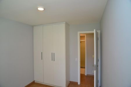 Apartamento para alugar com 105m², 2 quartos e 2 vagas Apartamento para alugar com 105m², 2 quartos e 2 vagasQuarto