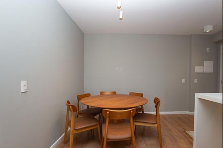 Apartamento para alugar com 96m², 2 quartos e 2 vagas Apartamento para alugar com 96m², 2 quartos e 2 vagasSala