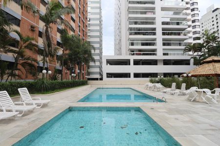 Apartamento para alugar com 220m², 4 quartos e 3 vagasÁrea comum - Piscina