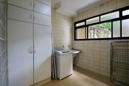 Apartamento para alugar com 220m², 4 quartos e 3 vagasÁrea de Serviço