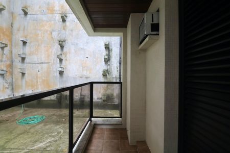 Apartamento para alugar com 220m², 4 quartos e 3 vagasVaranda