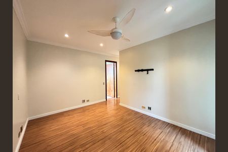 Apartamento para alugar com 200m², 4 quartos e 3 vagas Apartamento para alugar com 200m², 4 quartos e 3 vagasSuíte 3