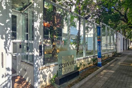 Apartamento à venda com 76m², 2 quartos e 2 vagasFachada