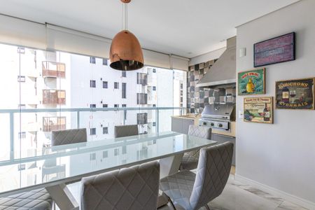 Apartamento à venda com 76m², 2 quartos e 2 vagasVaranda da Sala