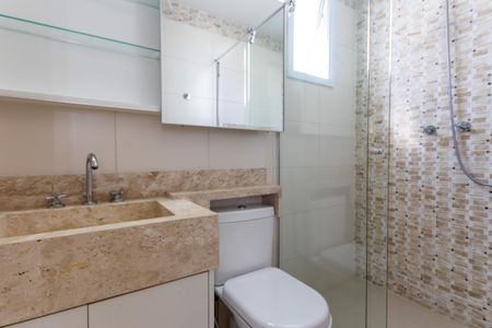 Apartamento à venda com 76m², 2 quartos e 2 vagasBanheiro da Suíte 1