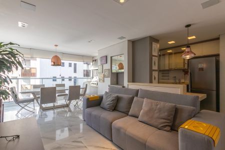 Sala de apartamento para alugar com 2 quartos, 76m² em Moema, São Paulo