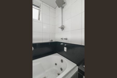 Apartamento à venda com 99m², 2 quartos e 1 vagaBanheiro
